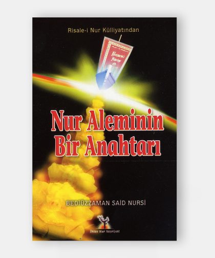 Nur Aleminin Bir Anahtarı | Orta Boy Karton Kapak